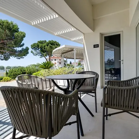 Appartement Superior Seaview Apt. With Pool *