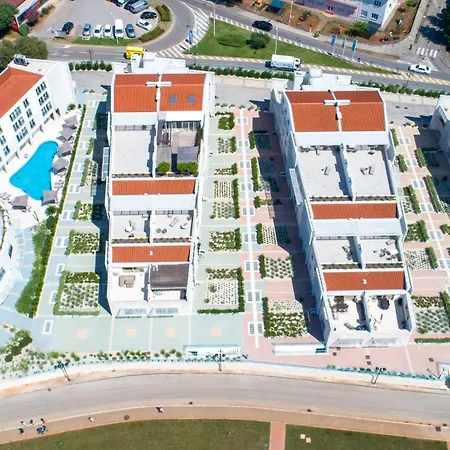 Superior Seaview Apt. With Pool Apartment *