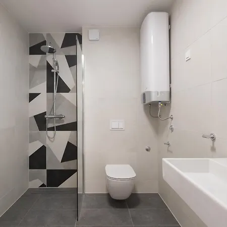 Superior Seaview Apt. With Pool * Umag